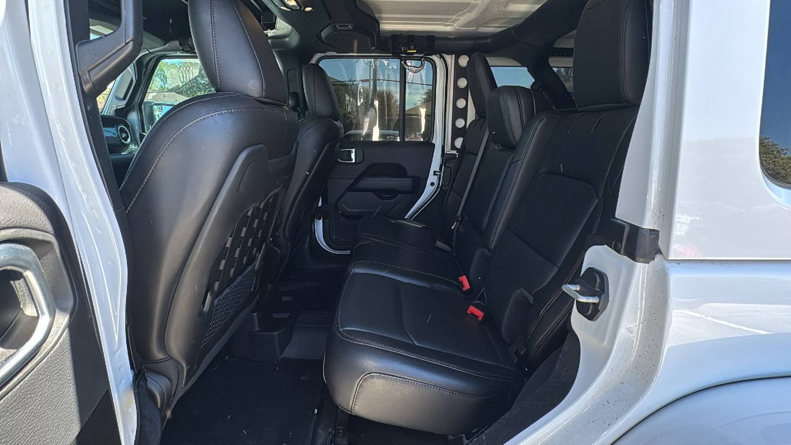 Used 2023 Jeep Wrangler Rubicon 392 w/ Trailer Tow Package image 15