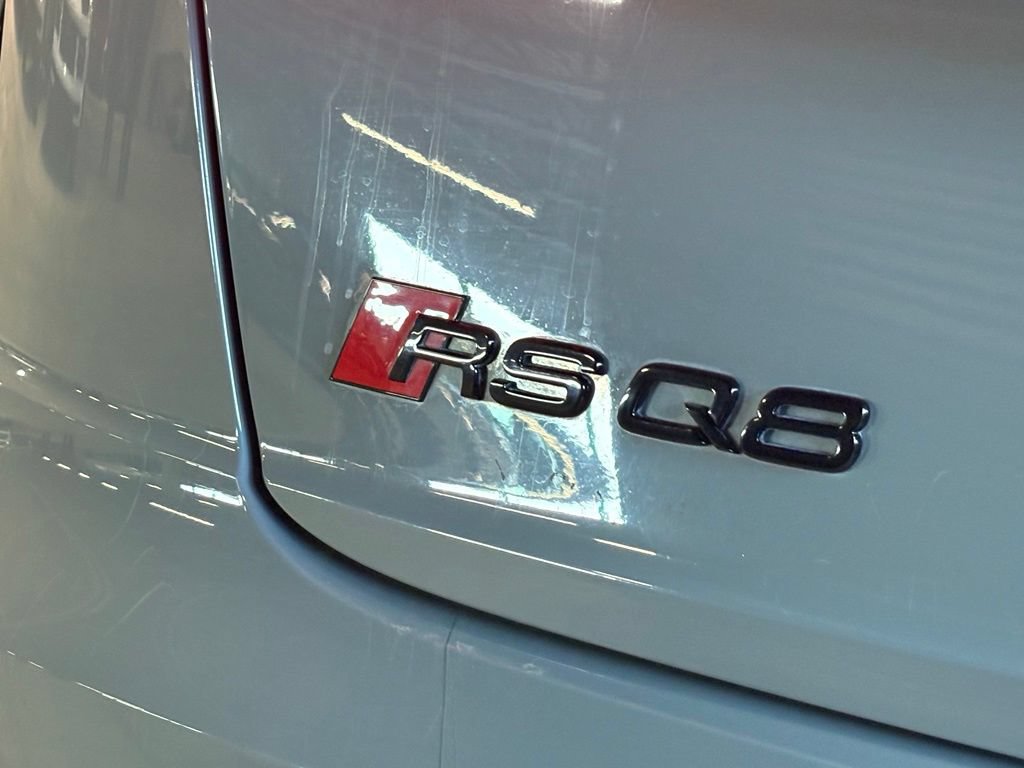 Used 2023 Audi RS Q8 AWD/4WD image 38