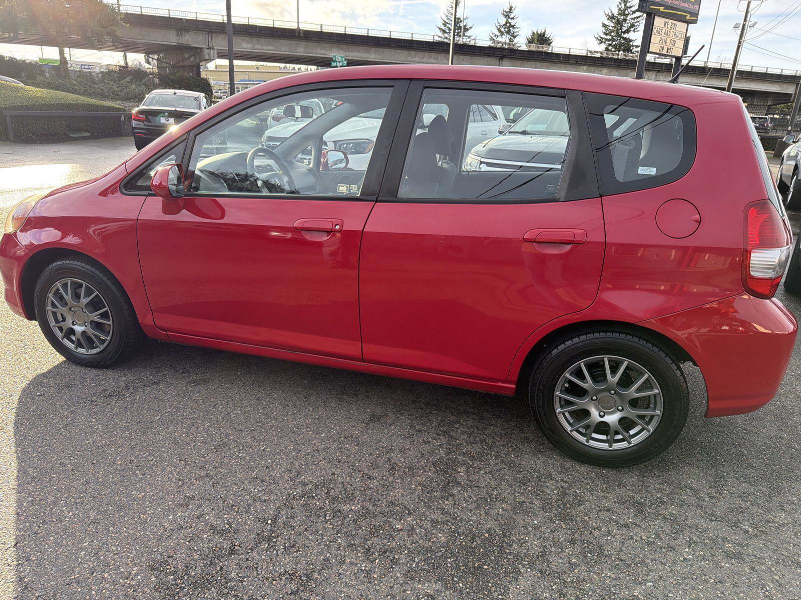 Used 2008 Honda Fit image 6