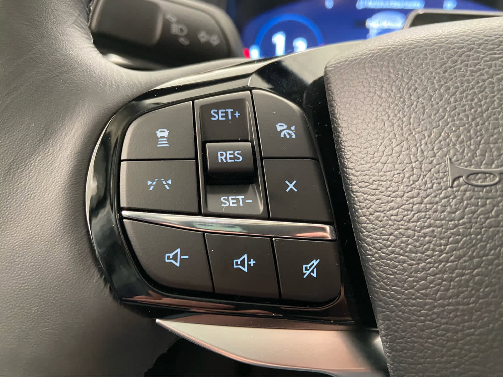 New 2026 Ford Explorer Platinum w/ LUX Leather Package image 23