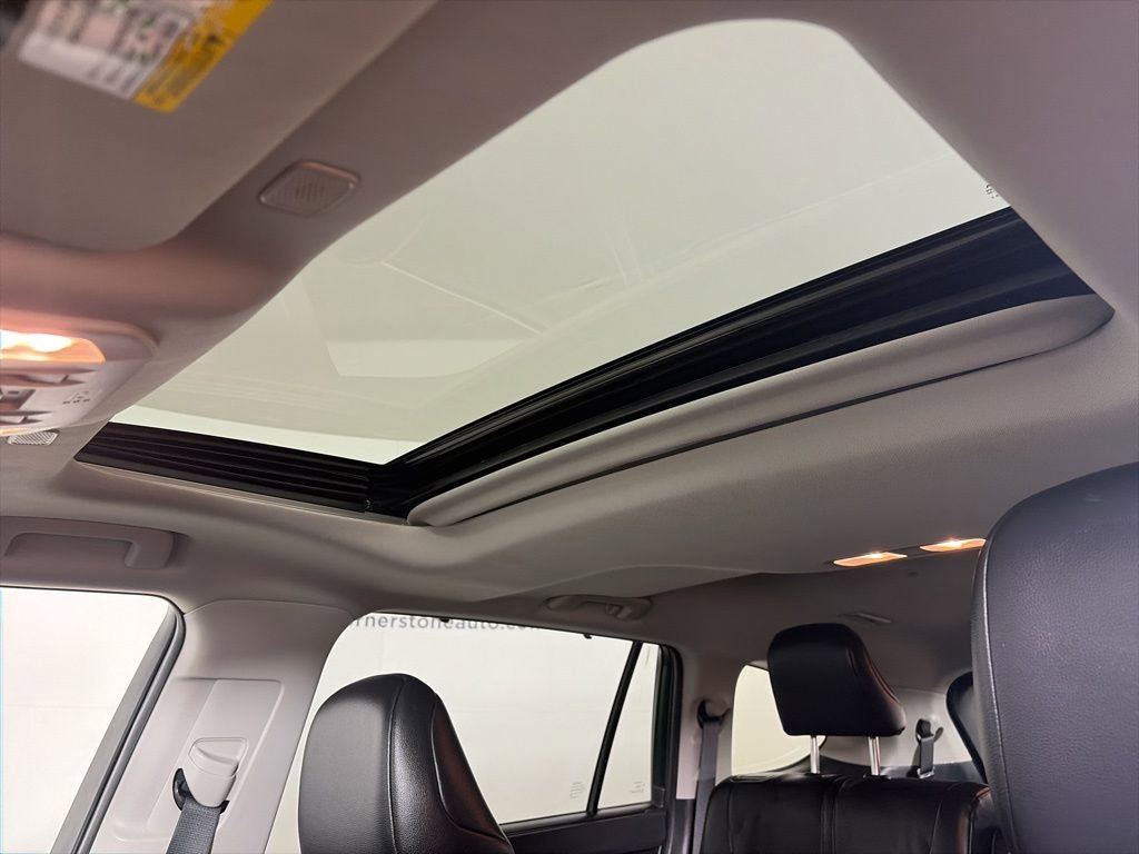 Used 2023 Toyota Highlander XLE image 16