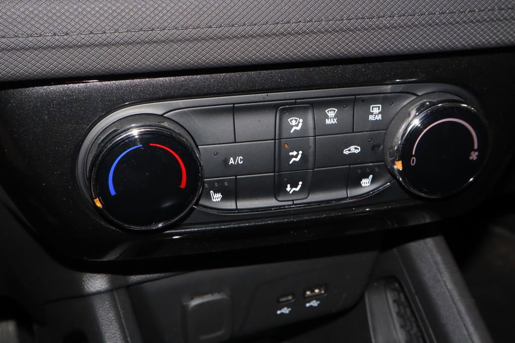 Used 2025 Chevrolet TrailBlazer LT w/ LT Cold Weather Package image 31