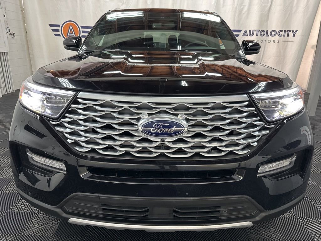 Used 2024 Ford Explorer Platinum w/ Technology Package image 4