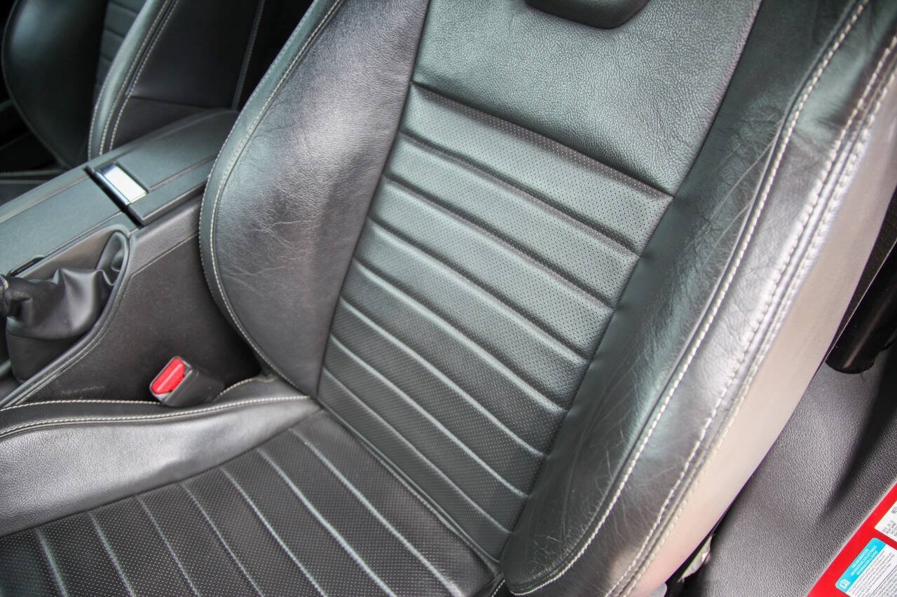 Used 2011 Ford Mustang GT Premium w/ Electronics Pkg RWD image 47