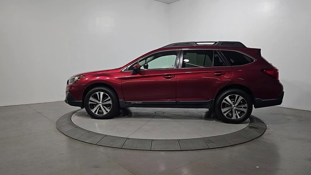 Used 2019 Subaru Outback 2.5i Limited AWD/4WD image 2