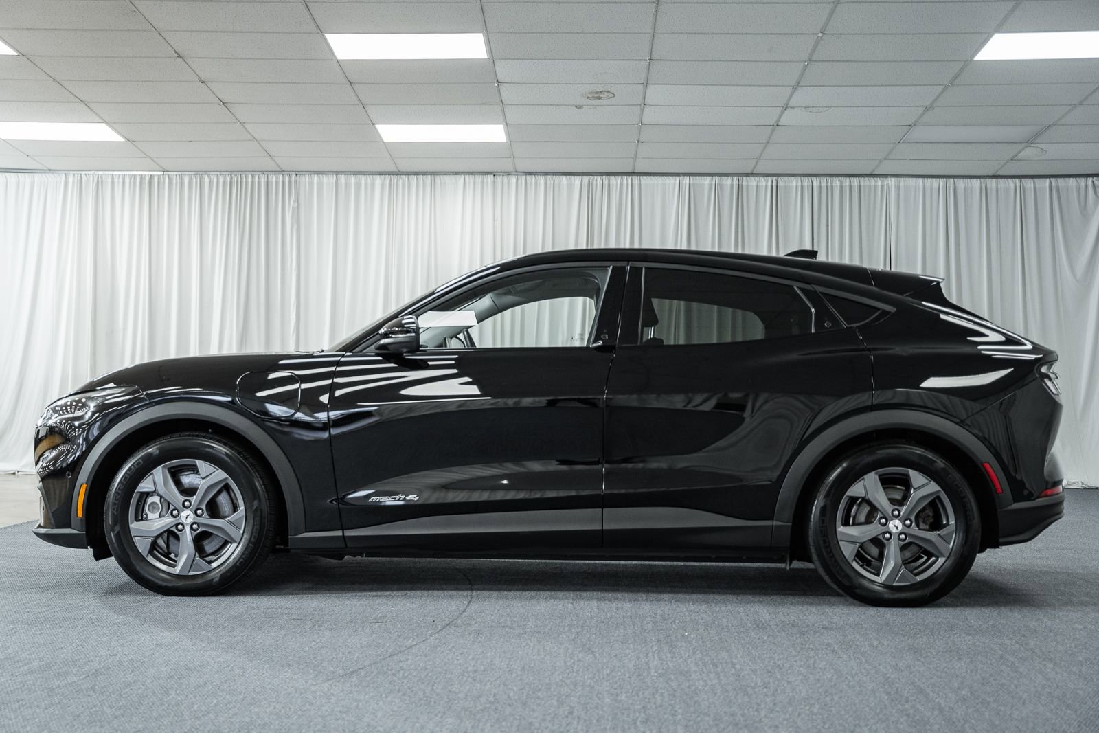Used 2021 Ford Mustang Mach-E Select w/ Comfort/Technology Package image 5
