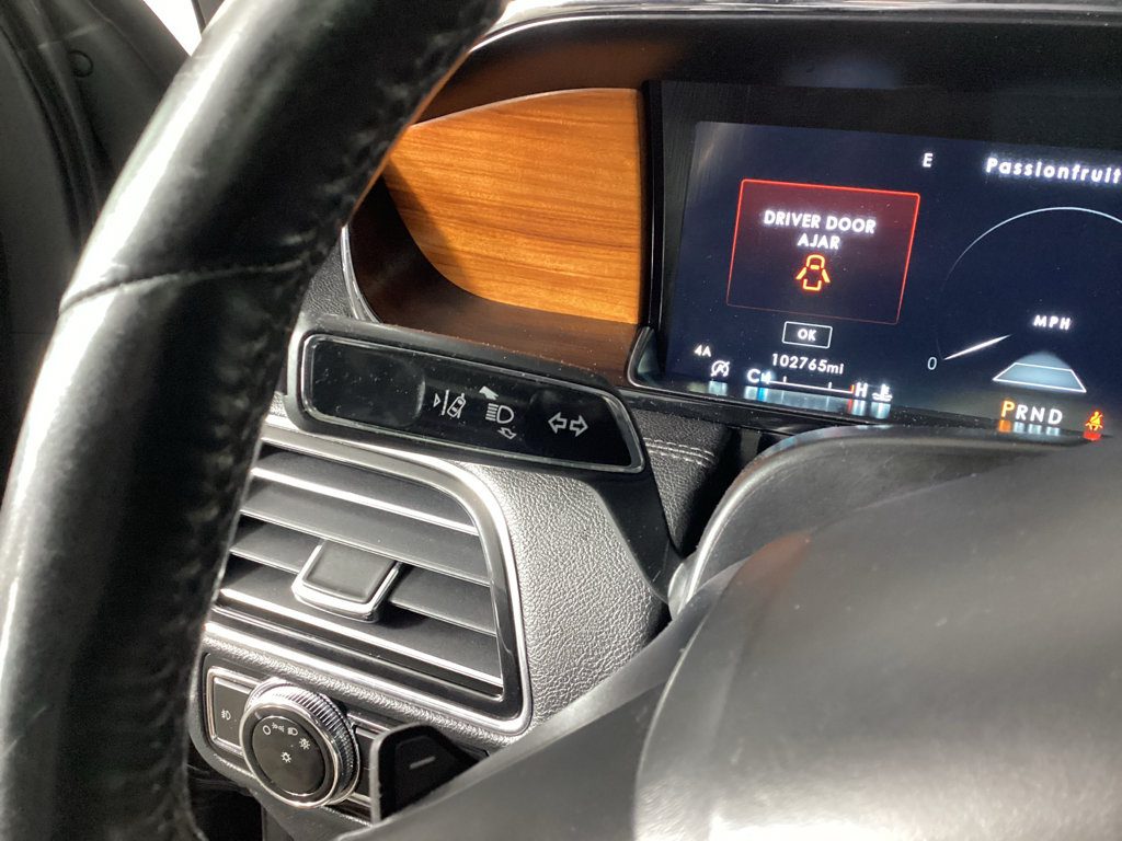 Used 2019 Lincoln Navigator Reserve w/ Cargo Package AWD/4WD image 21