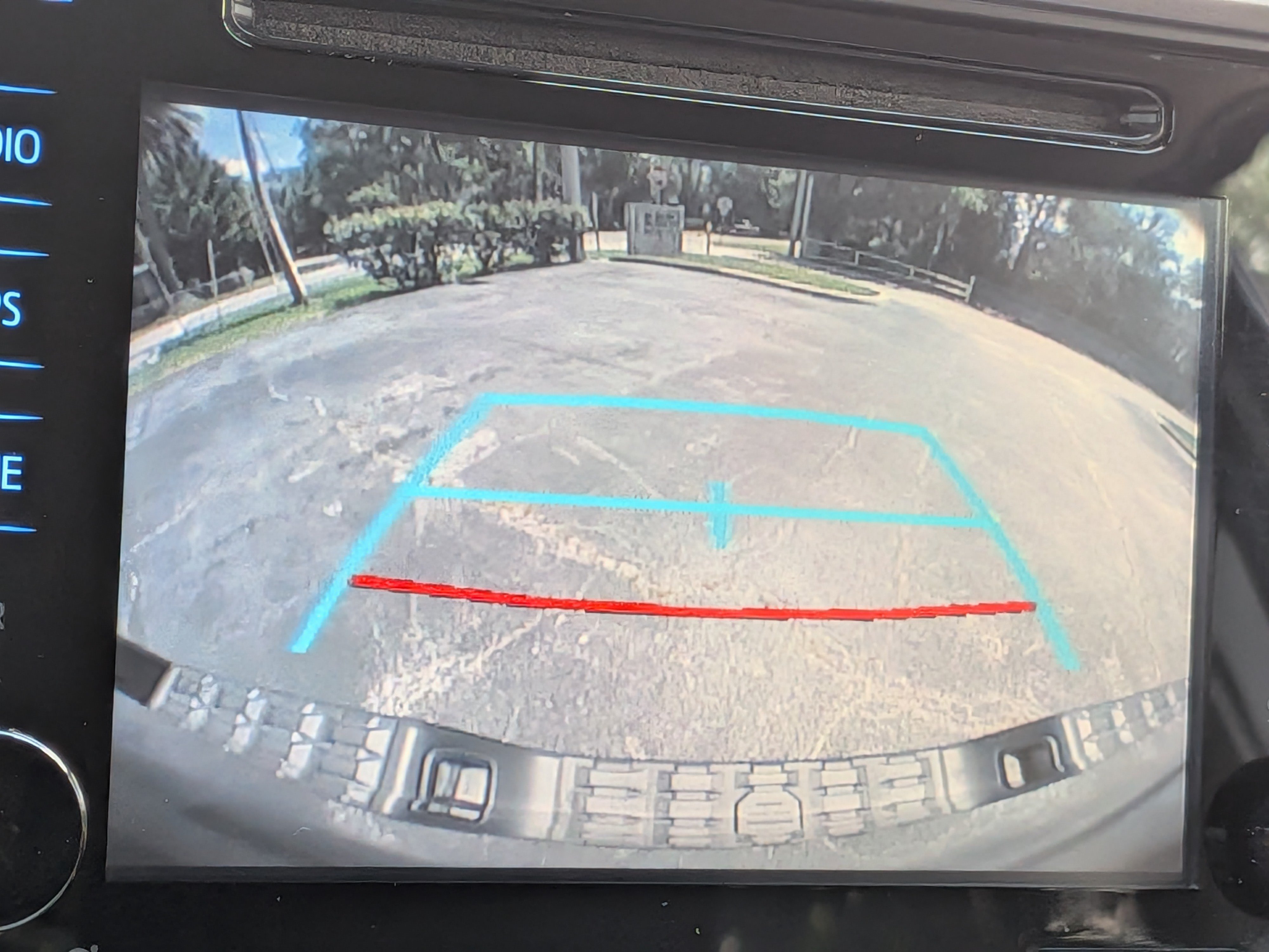 Used 2018 Toyota Tacoma SR5 RWD image 28