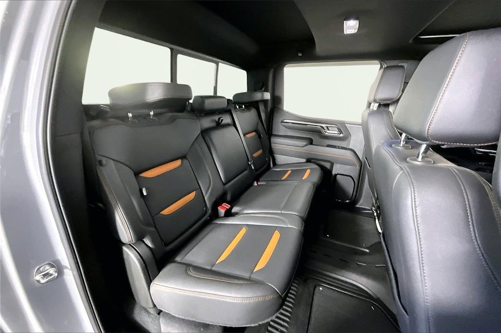 Used 2024 GMC Sierra 1500 AT4 w/ Technology Package image 26