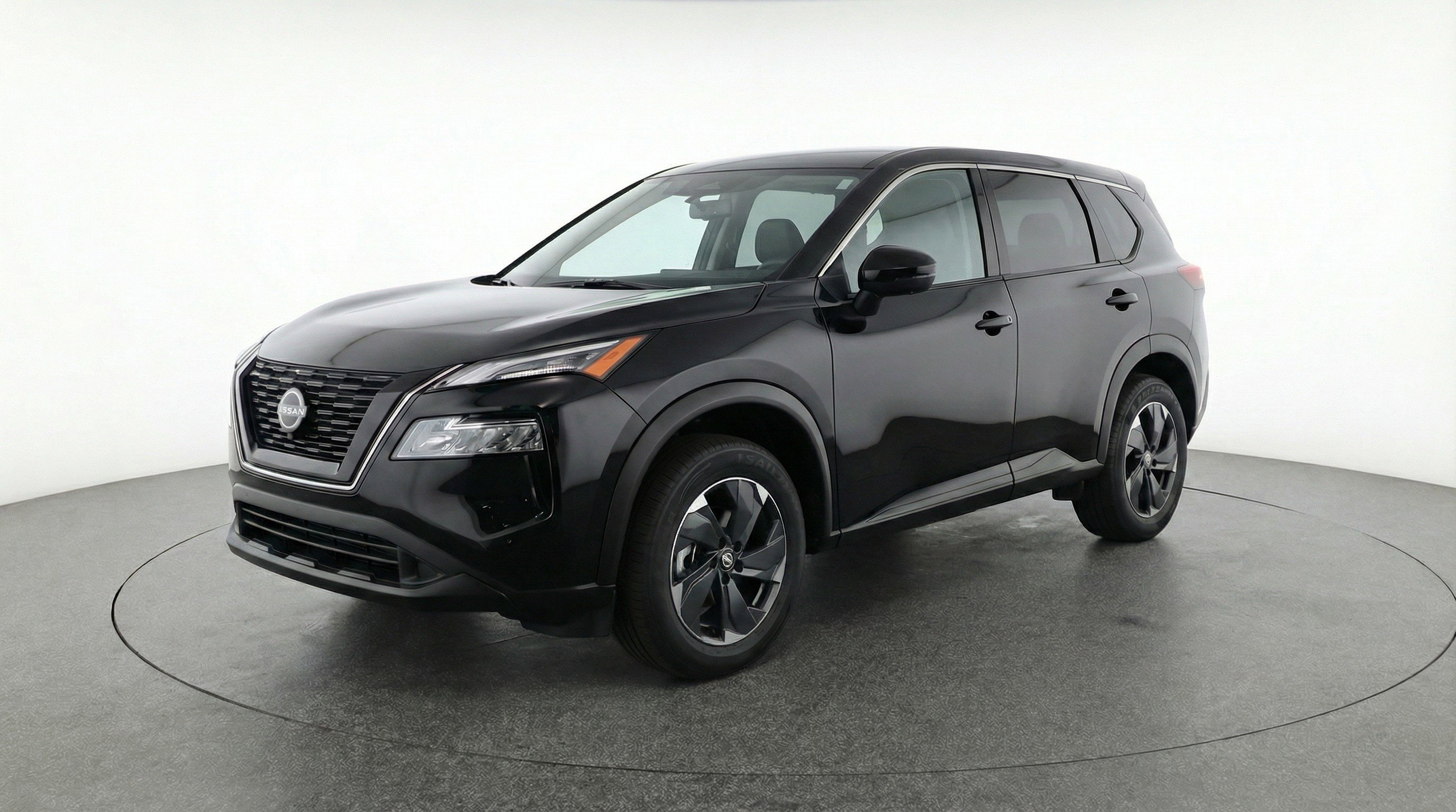 Used 2025 Nissan Rogue SV AWD/4WD image 3