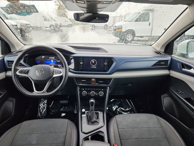 Used 2024 Volkswagen Taos SE image 31