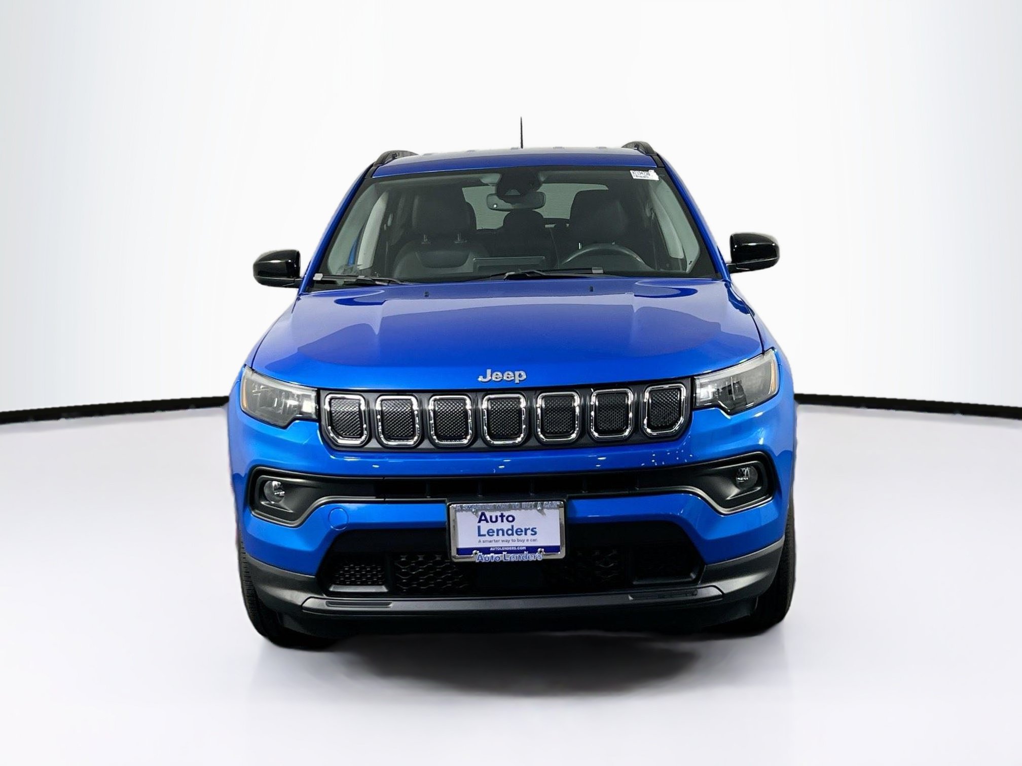 Used 2022 Jeep Compass Latitude AWD/4WD image 2