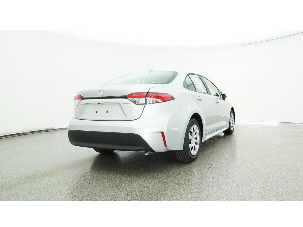 Used 2024 Toyota Corolla LE FWD image 29