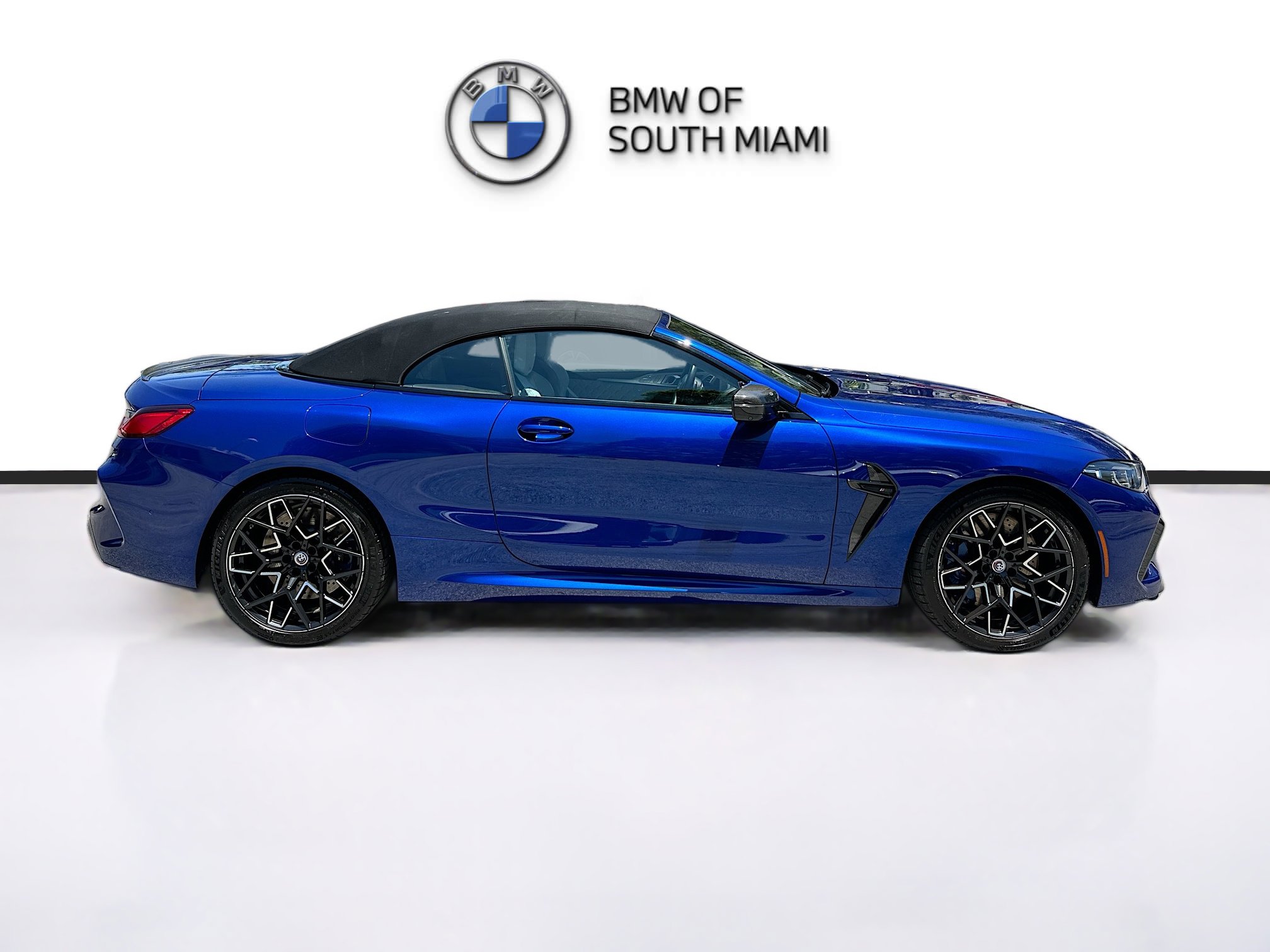 Used 2023 BMW M8 Competition w/ M Carbon Exterior Package AWD/4WD image 8