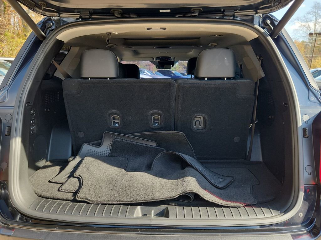 Used 2024 Hyundai Palisade Limited image 17