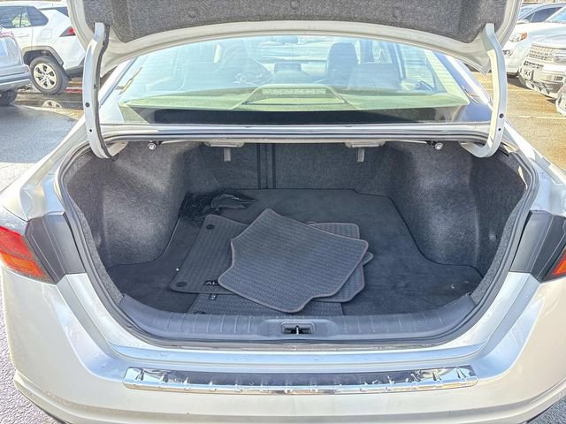 Used 2020 Nissan Altima 2.5 SR w/ Premium Package image 12