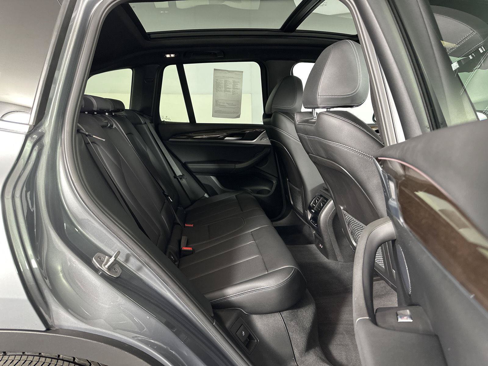 Used 2024 BMW X3 xDrive30i w/ Premium Package AWD/4WD image 35