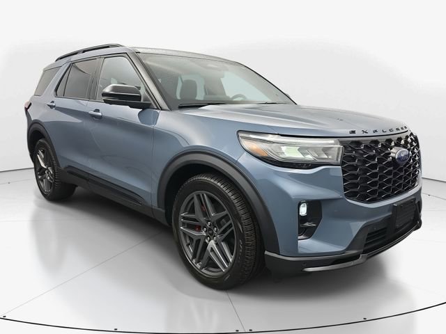 Used 2025 Ford Explorer ST w/ Sun And Sound Package image 2