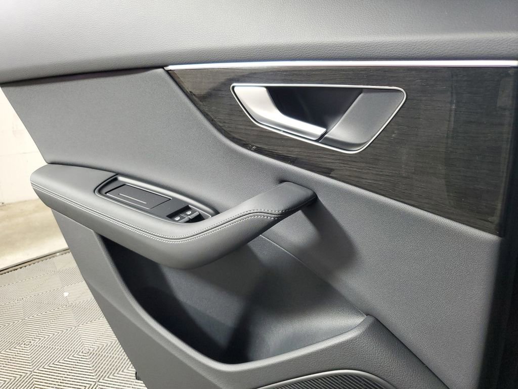 New 2026 Audi Q8 Premium Plus AWD/4WD image 18