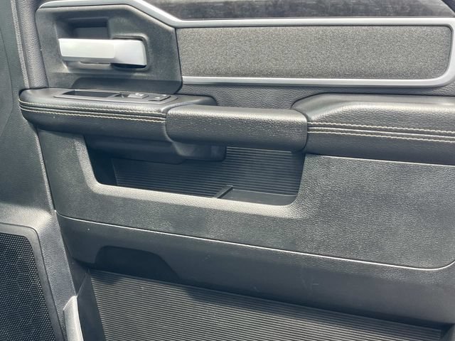 Used 2020 RAM 2500 Big Horn w/ Night Edition AWD/4WD image 27