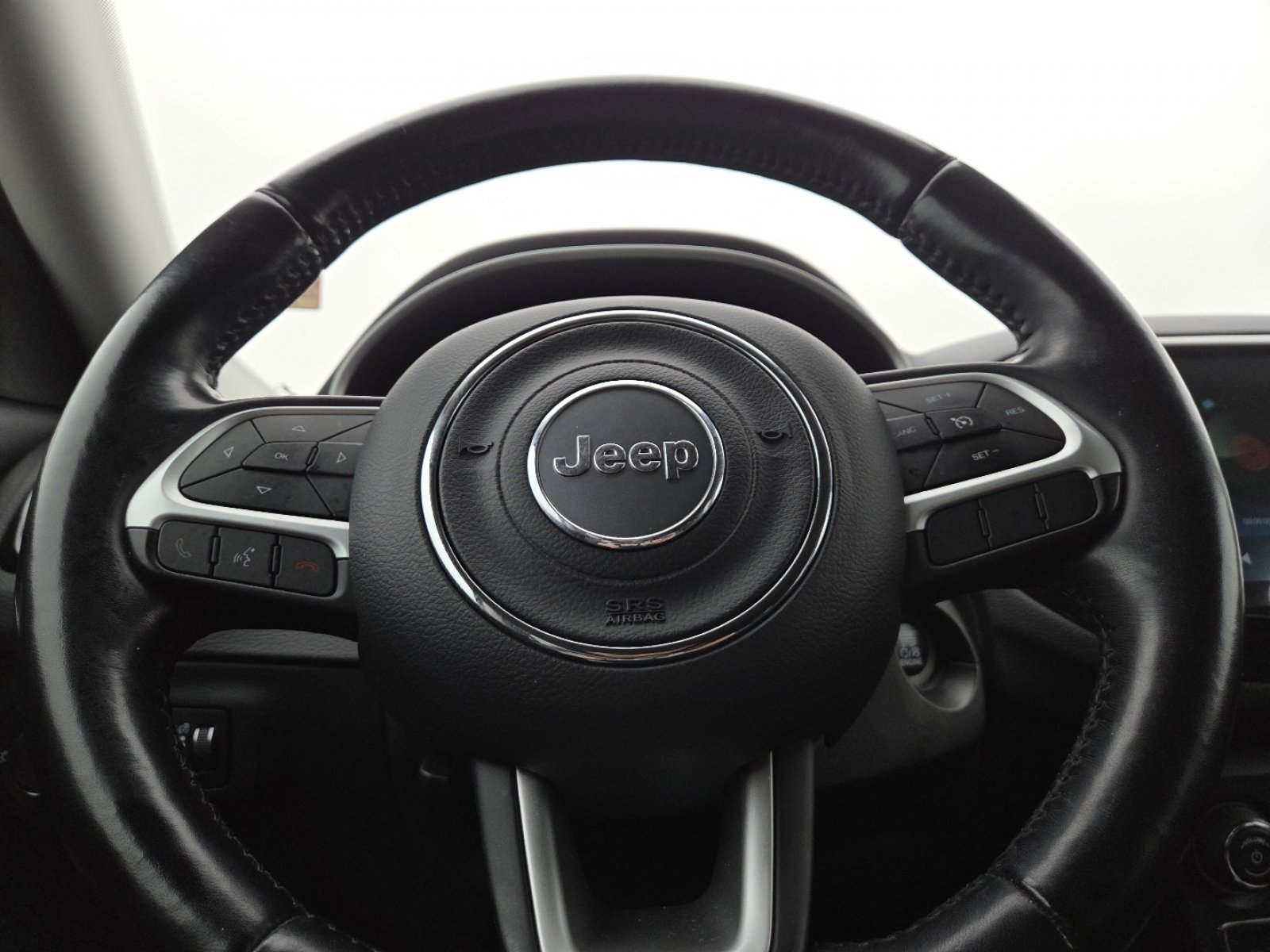 Used 2020 Jeep Compass Latitude image 25