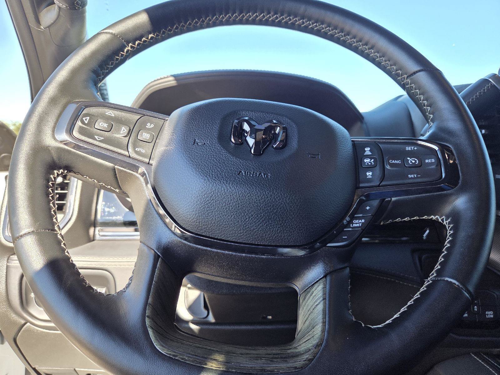 Used 2025 RAM 2500 Limited AWD/4WD image 11
