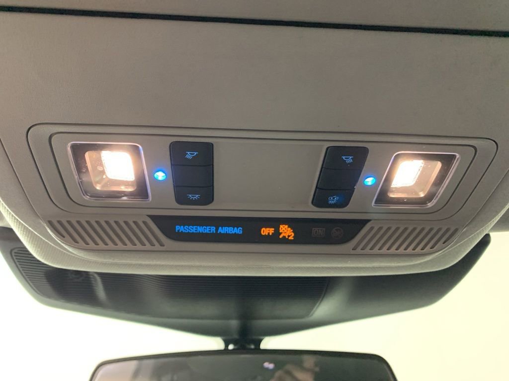 Used 2022 Ford Explorer XLT image 25