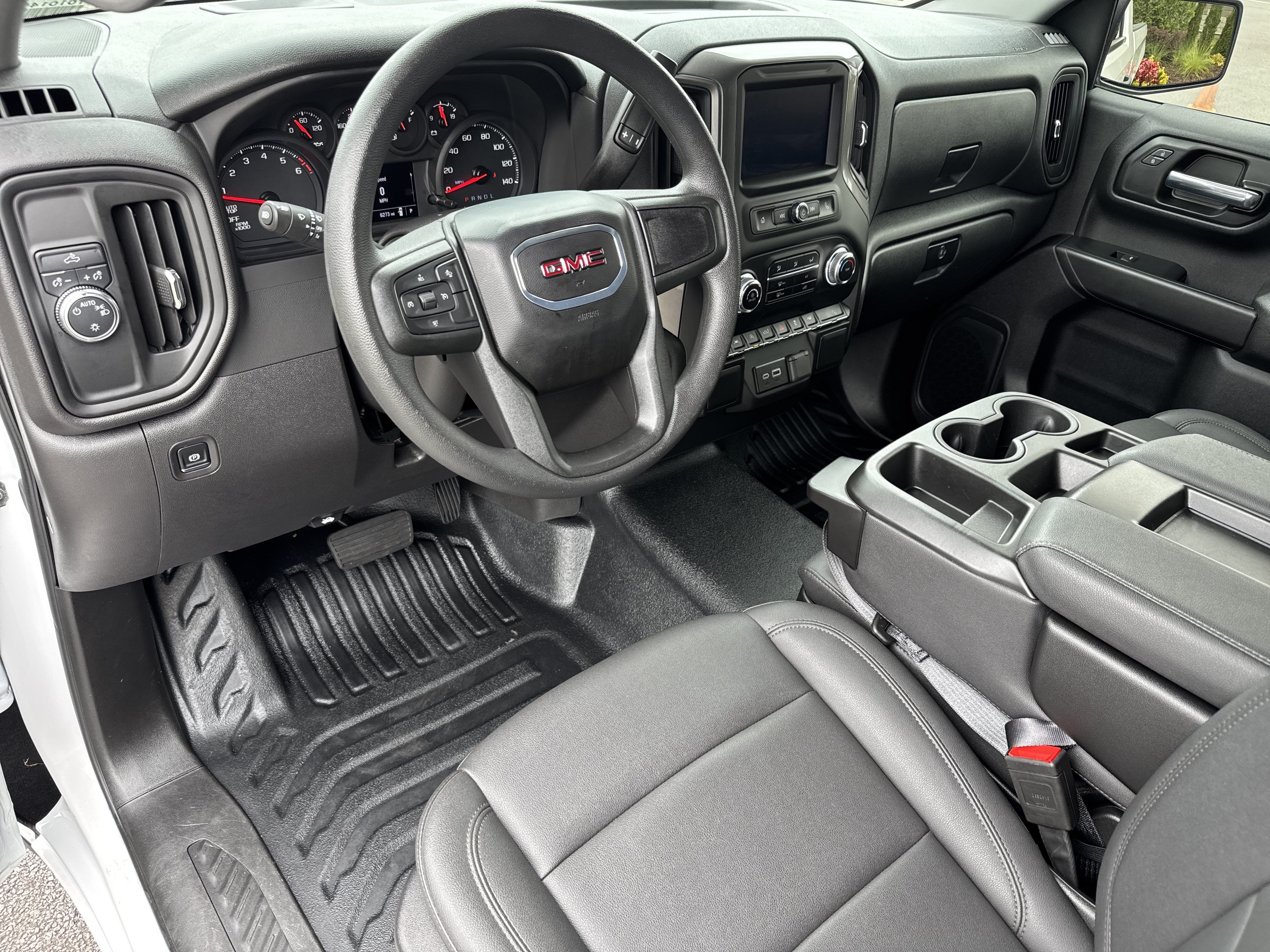 Used 2025 GMC Sierra 1500 Pro w/ Convenience Package RWD image 26
