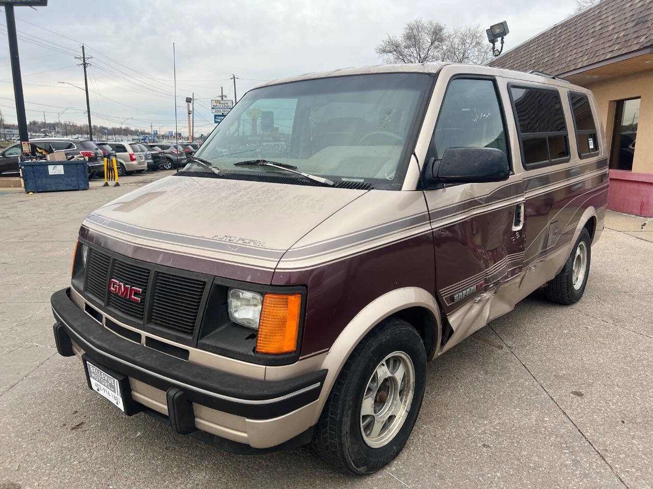 Used 1992 GMC Safari 3dr Extended Length Cargo image 1