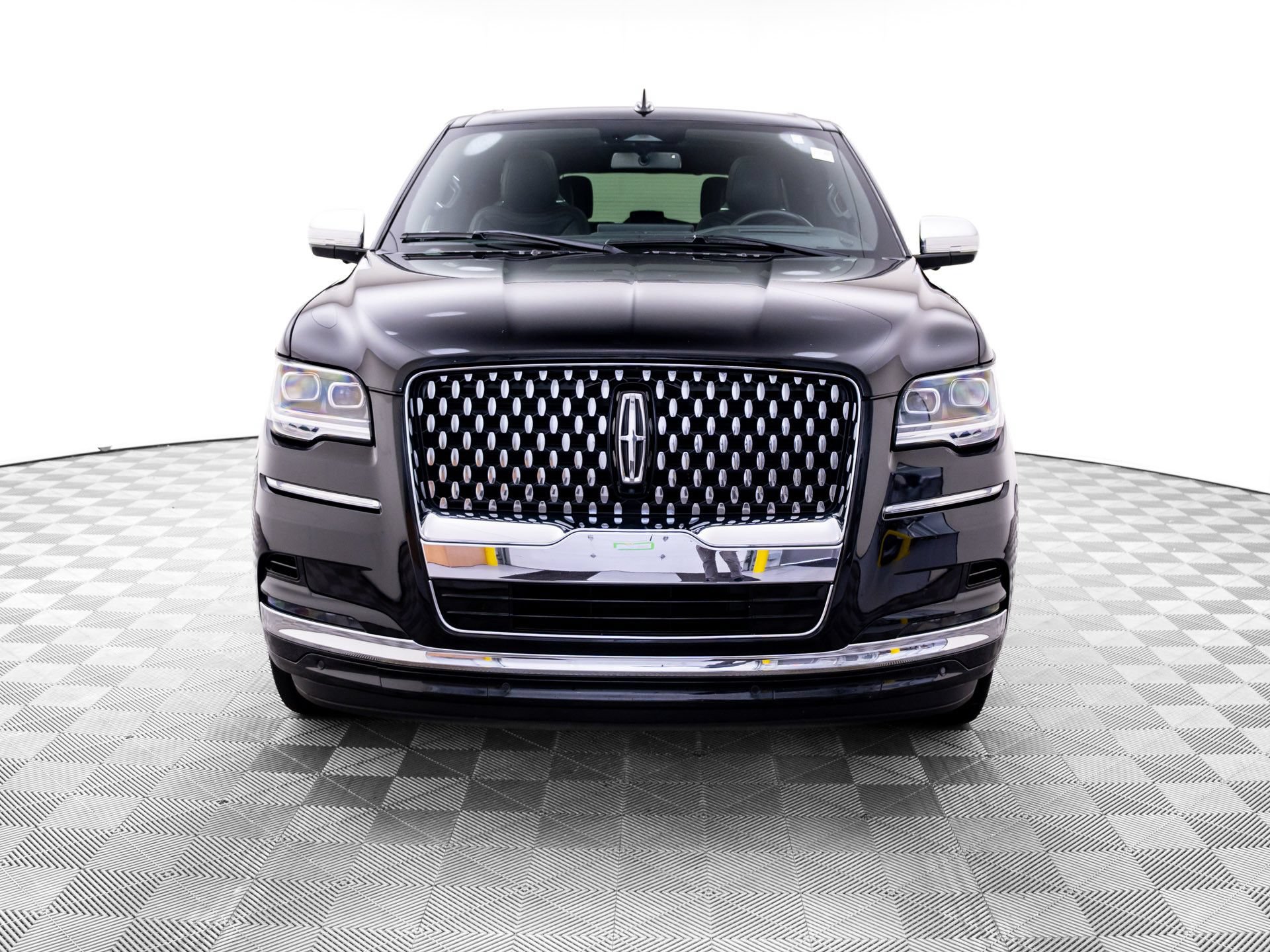 Used 2022 Lincoln Navigator Black Label AWD/4WD image 8