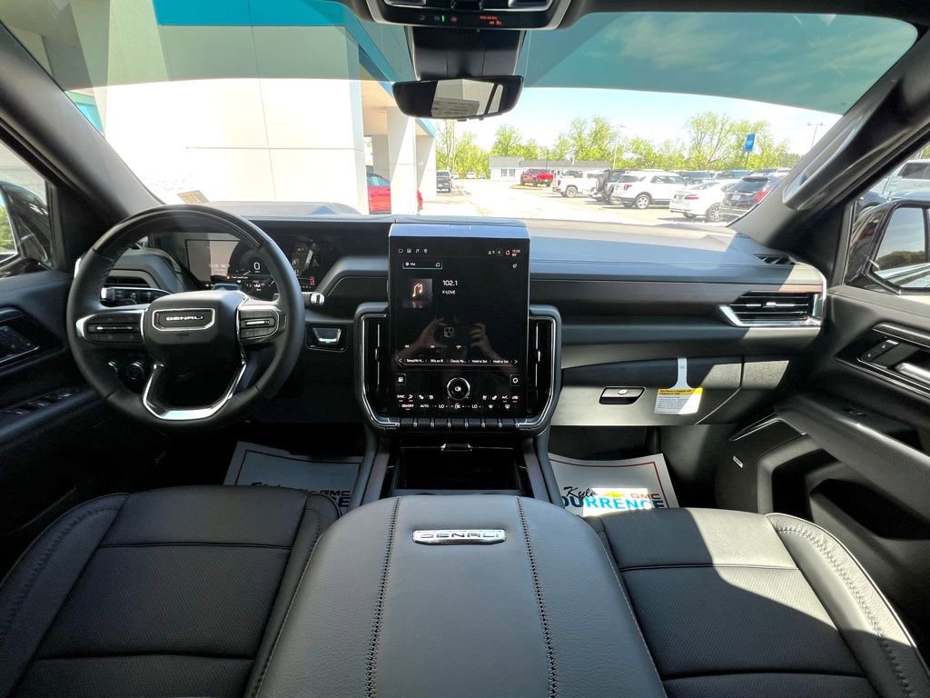 New 2026 GMC Yukon Denali w/ Denali Reserve Package RWD image 2