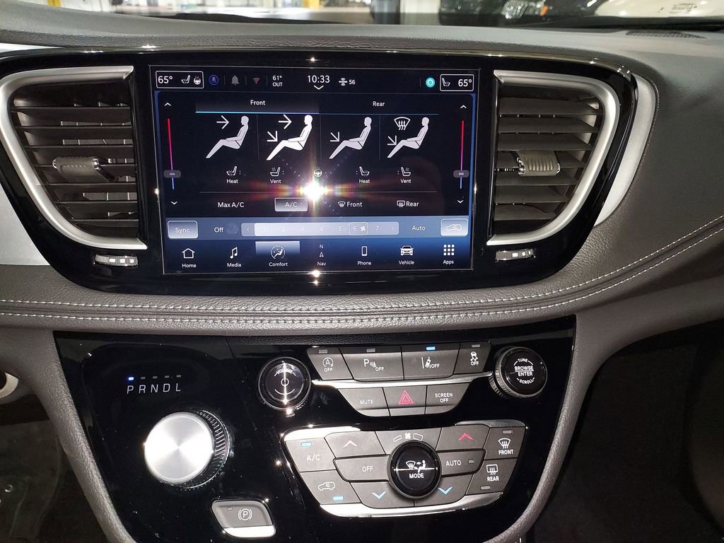 New 2026 Chrysler Pacifica Limited w/ S Appearance Package FWD image 25