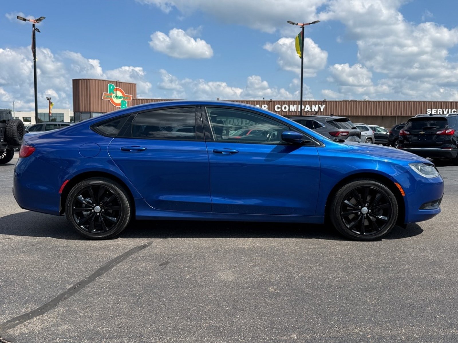 Used 2015 Chrysler 200 S w/ Comfort Group AWD/4WD image 9
