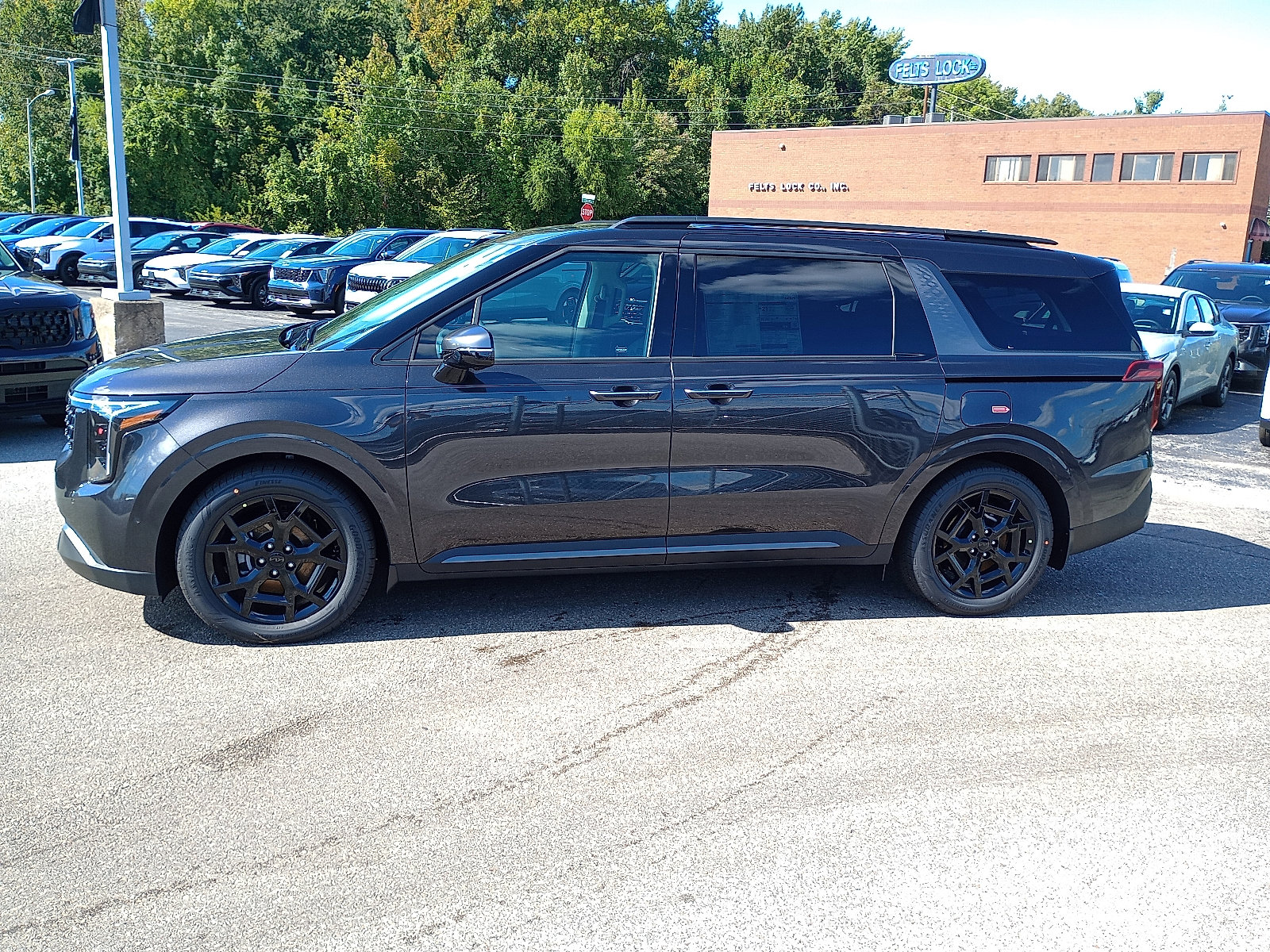 New 2026 Kia Carnival SX Prestige image 4