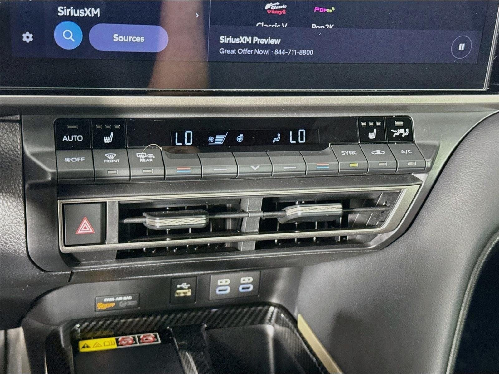 Used 2025 Toyota Camry XSE FWD image 17