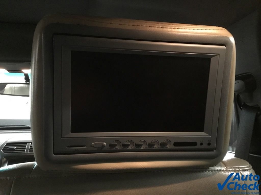 Used 2011 Ford Explorer Limited w/ 301A Rapid Spec Order Code image 28