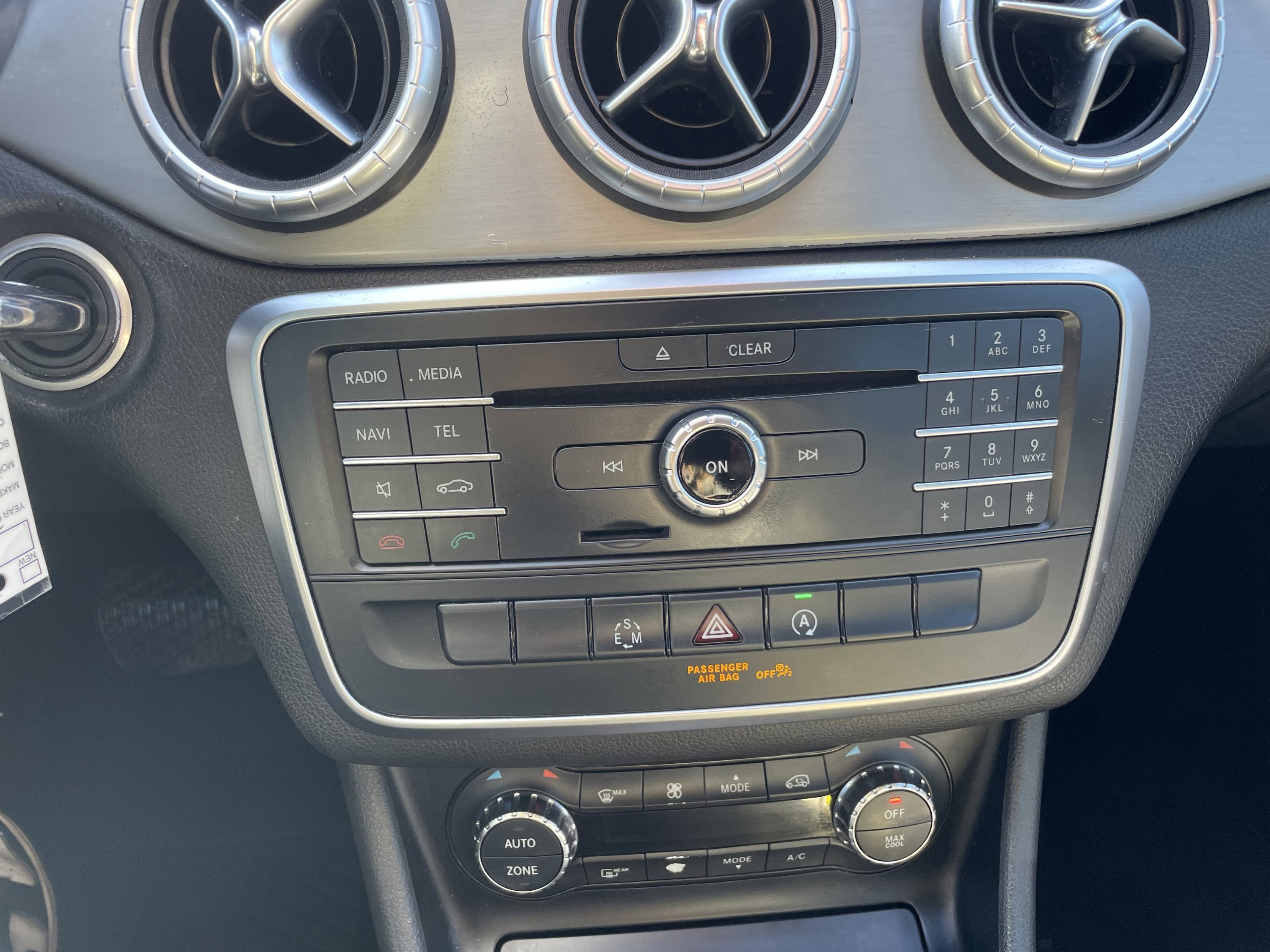 Used 2015 Mercedes-Benz CLA 250 image 11