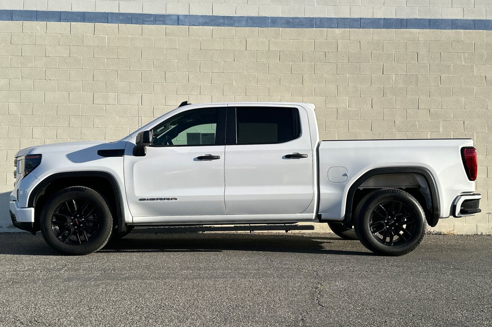 Certified 2024 GMC Sierra 1500 Pro w/ Graphite Edition image 7