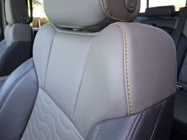 Used 2025 Chevrolet Silverado 1500 ZR2 w/ Technology Package image 23