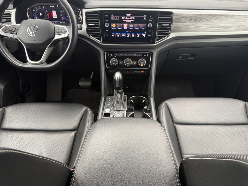 Used 2022 Volkswagen Atlas Cross Sport SE image 10