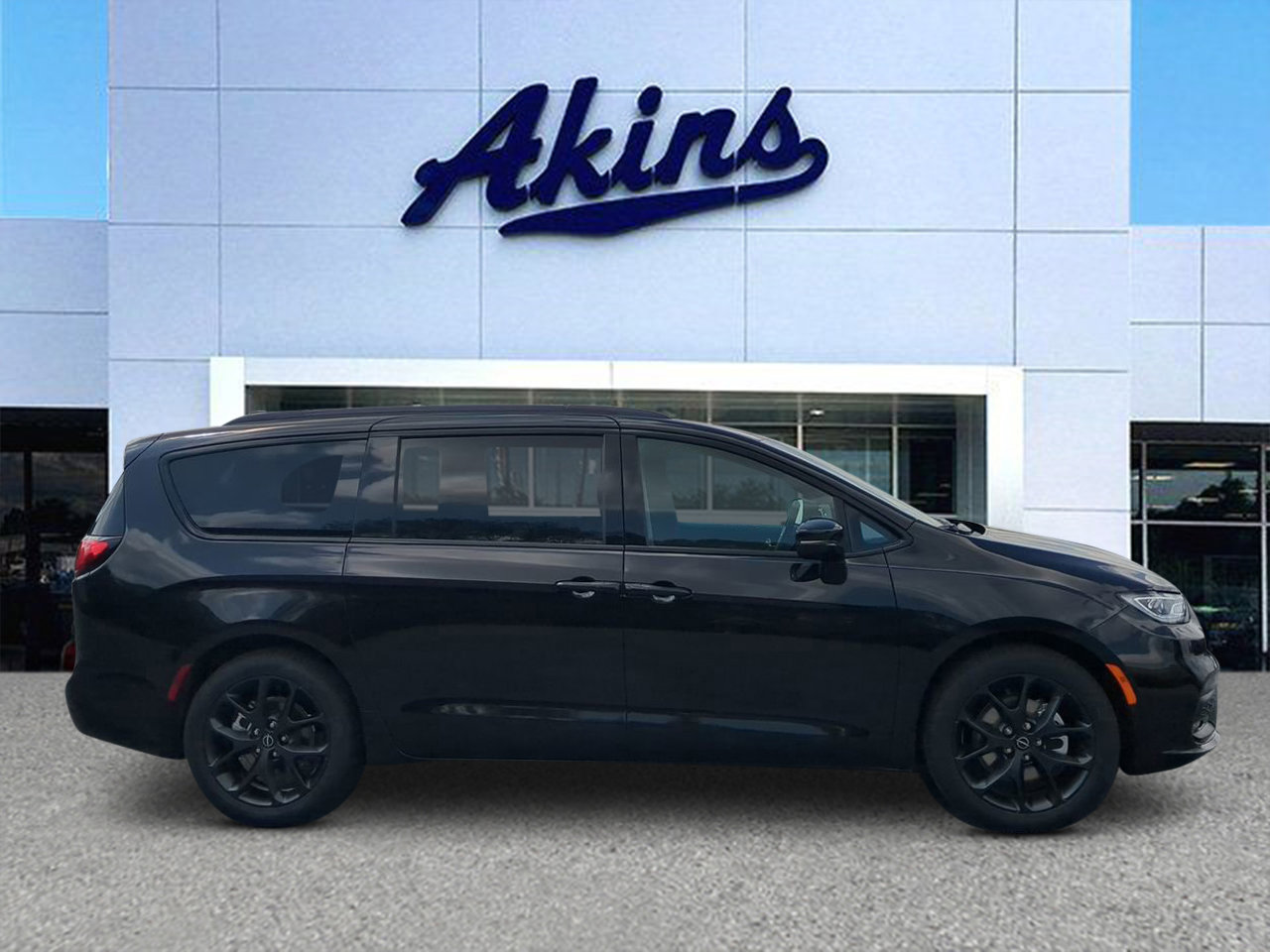 New 2026 Chrysler Pacifica Select image 1