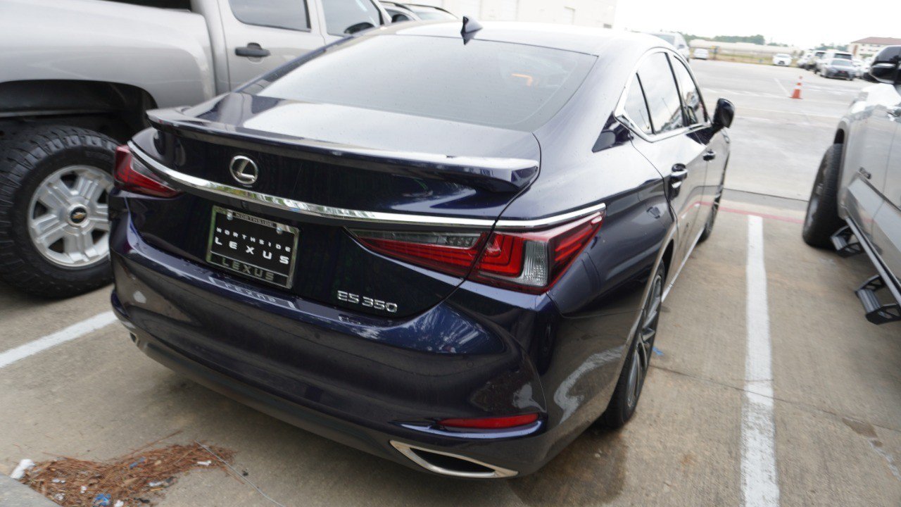 Certified 2023 Lexus ES 350 w/ Premium Package FWD image 5