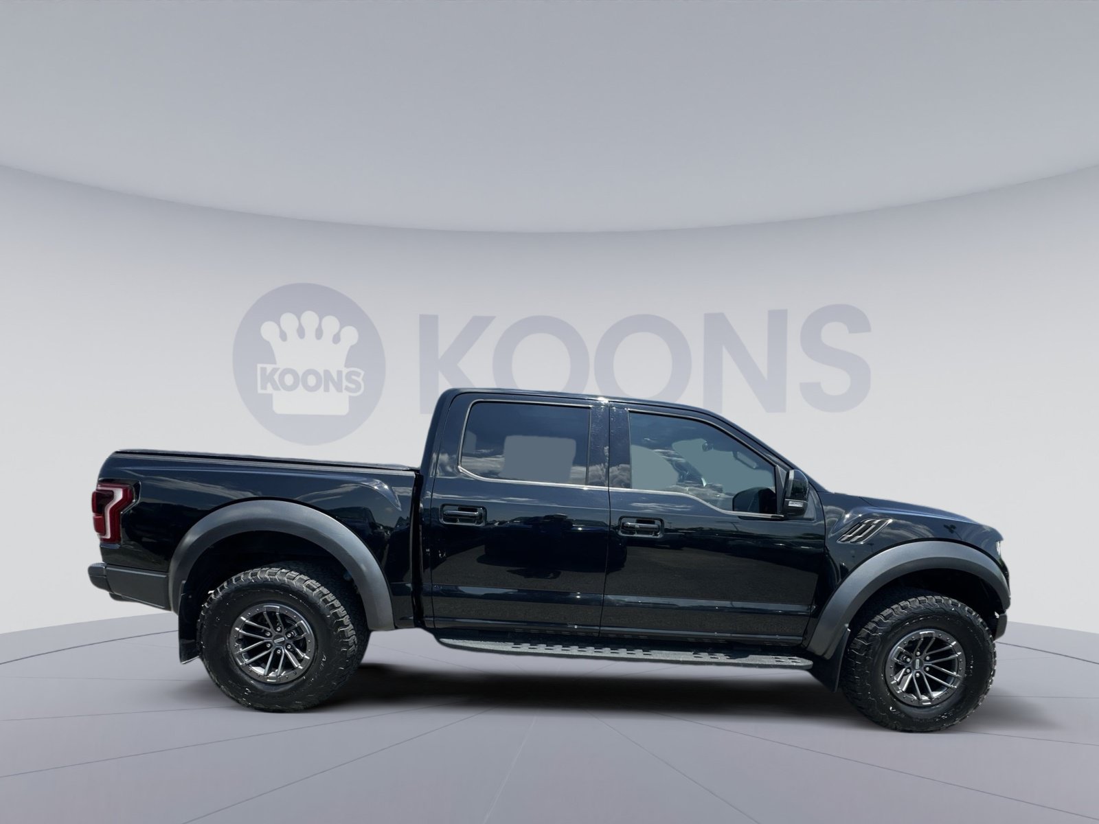Used 2018 Ford F150 Raptor w/ Equipment Group 802A Luxury AWD/4WD image 12
