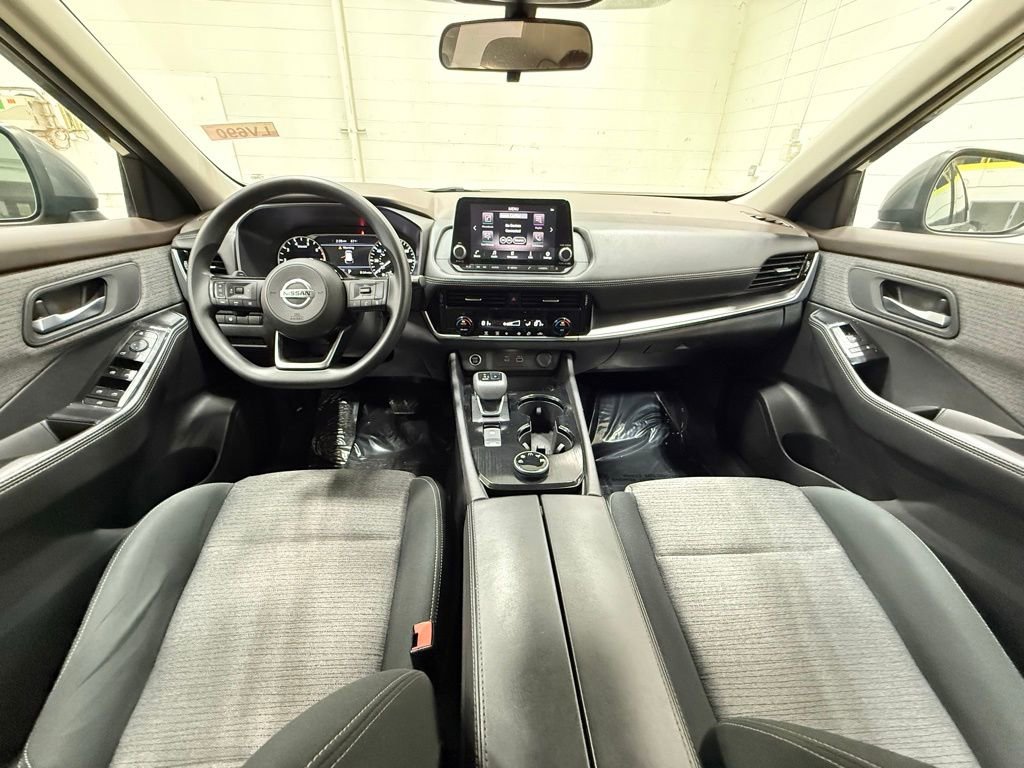 Used 2021 Nissan Rogue SV AWD/4WD image 38