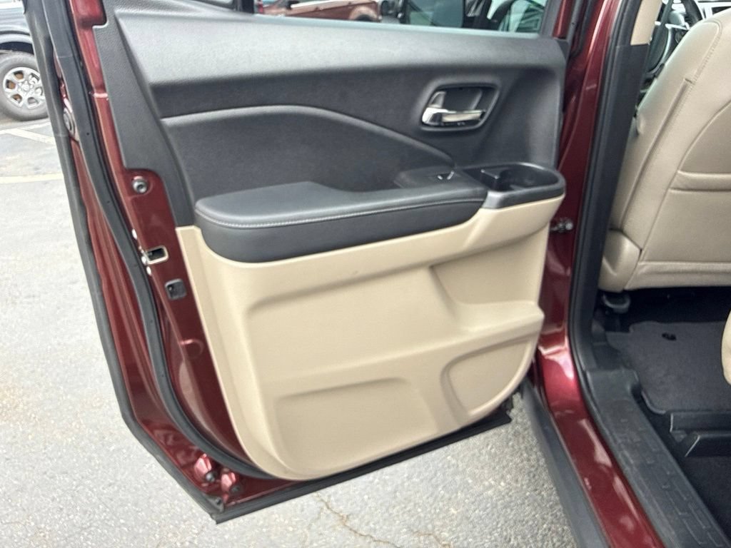 Used 2018 Honda Ridgeline RTL-T image 27