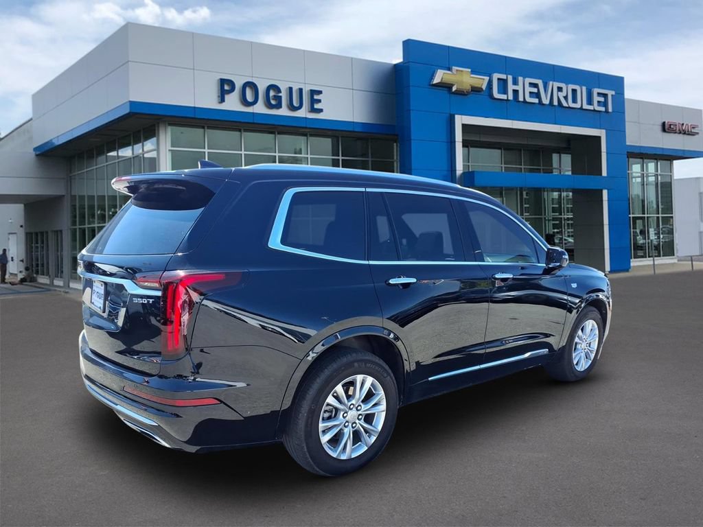 Used 2024 Cadillac XT6 Luxury w/ LPO, Floor Liner Package AWD/4WD image 2