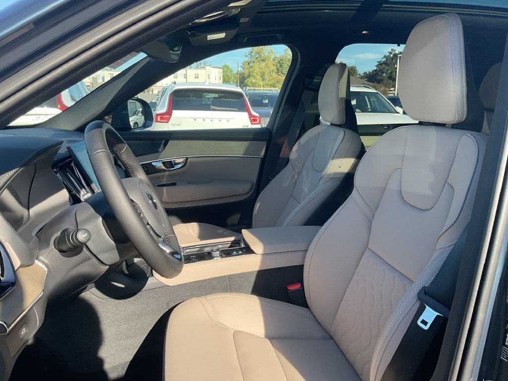 New 2027 Volvo XC90 B6 Plus AWD/4WD image 12