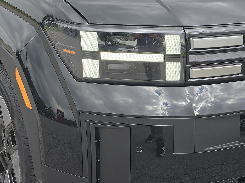 New 2026 Hyundai Santa Fe SE FWD image 9