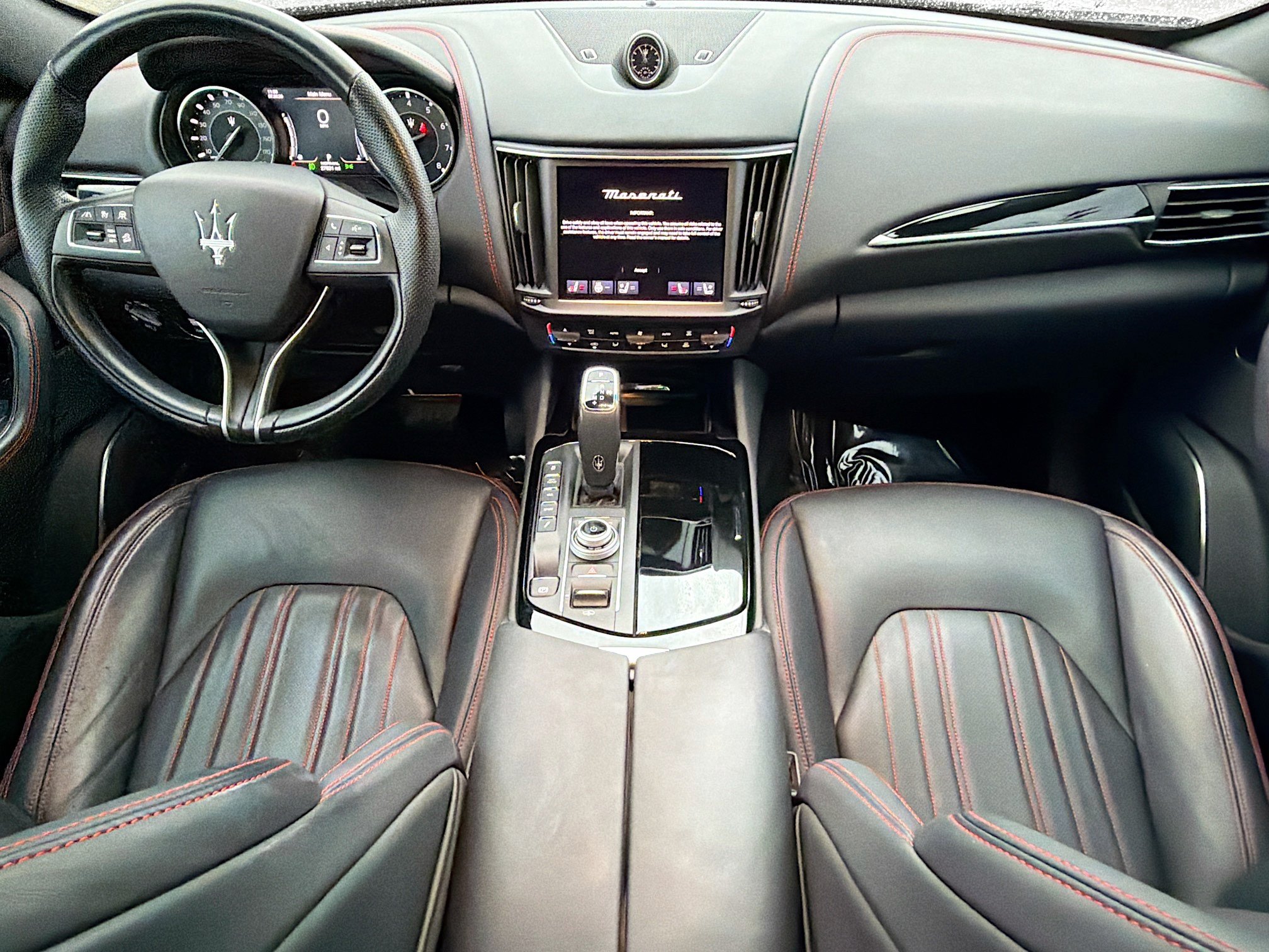 Certified 2023 Maserati Levante GT AWD/4WD image 16