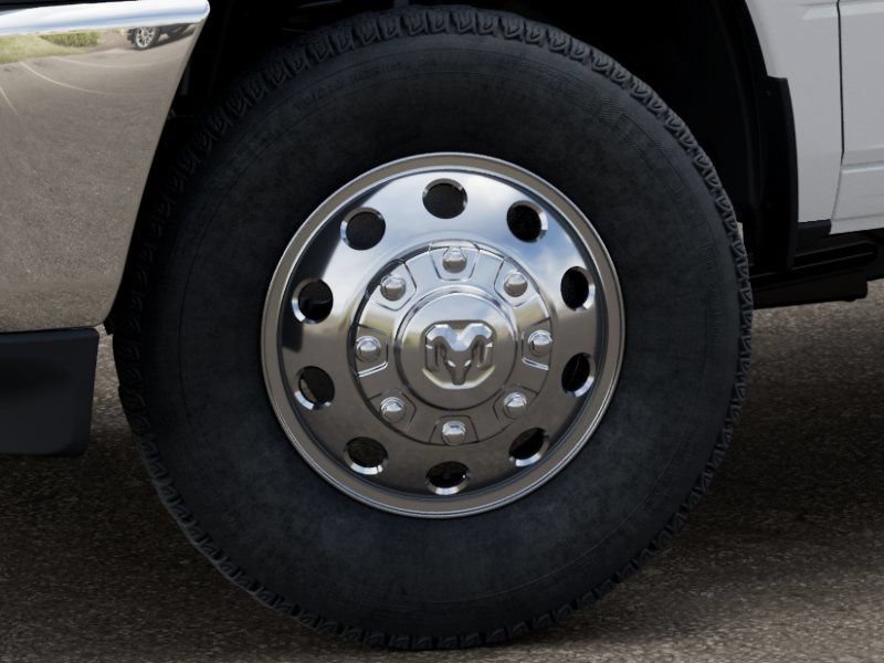 New 2026 RAM 3500 Big Horn AWD/4WD image 9
